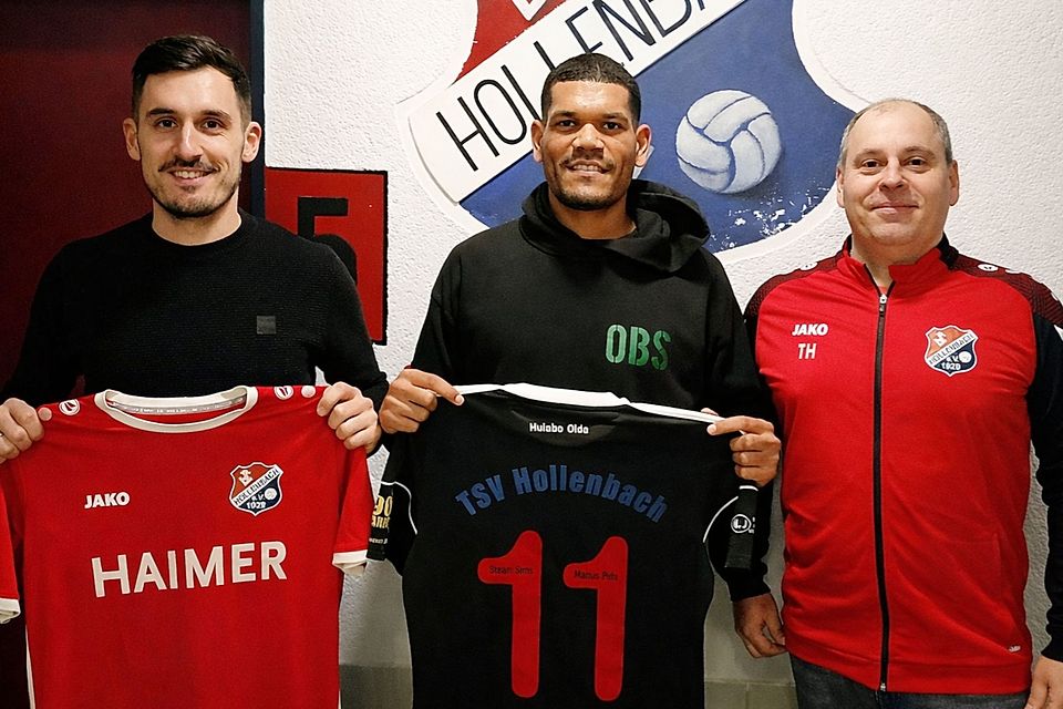 Dominic Robinson (Mitte) unterstützt ab der neuen Saison Fatih Cosar (links) als Co-Trainer beim TSV Hollenbach. Das gab Abteilungsleiter Thomas Högg (rechts) bei der Präsentation bekannt.