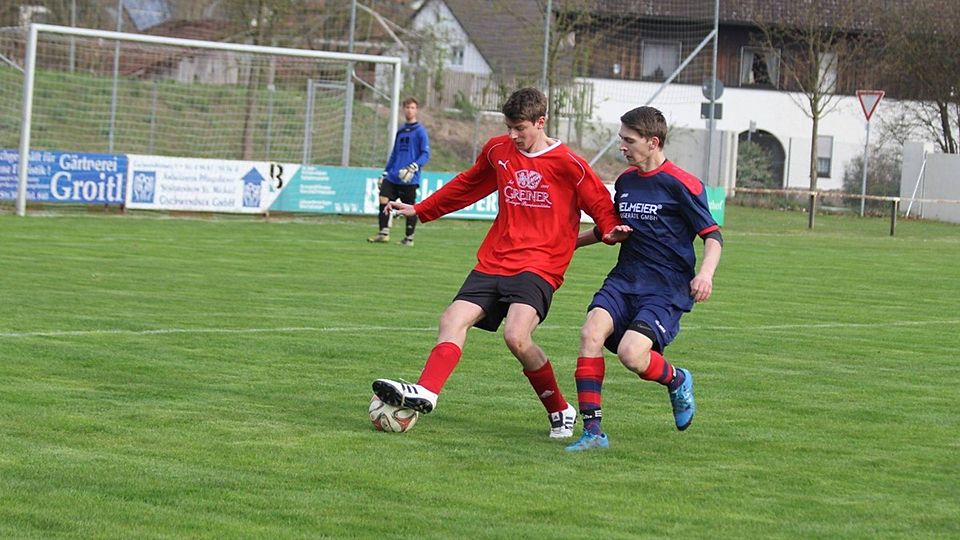 Nicht zu stoppen ist weiterhin der 1. FC Bad Kötzting, der auch das Spiel gegen die SG Chambtal für sich entscheiden konnte   F: Mühlbauer