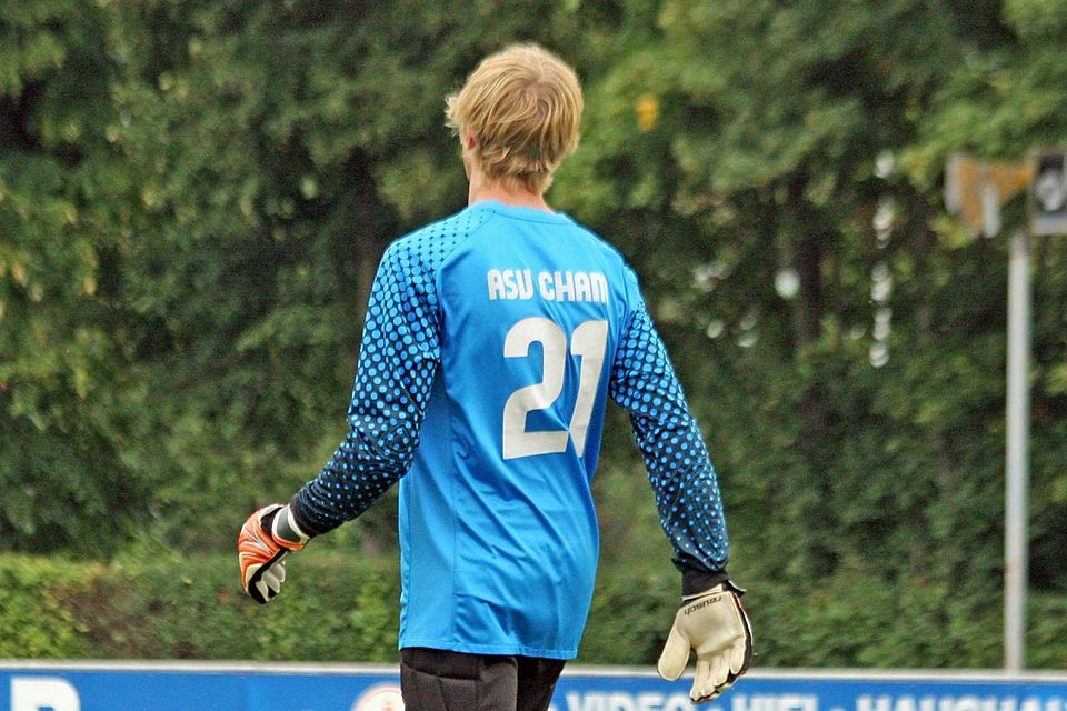 Auch Torhüter Vogl erwischte nicht den besten Tag. F: Christian Groitl