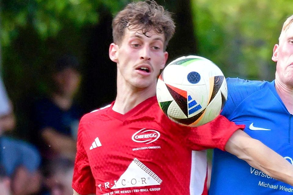 Elias Maurus rettete dem SV Oberegg nicht nur das 2:2 in Kammlach, sondern schoss sein Team damit auch auf Platz eins.