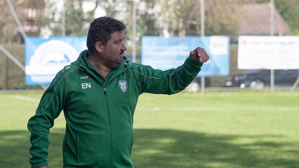 TSV Emmering-Trainer Elvis Nurikic.