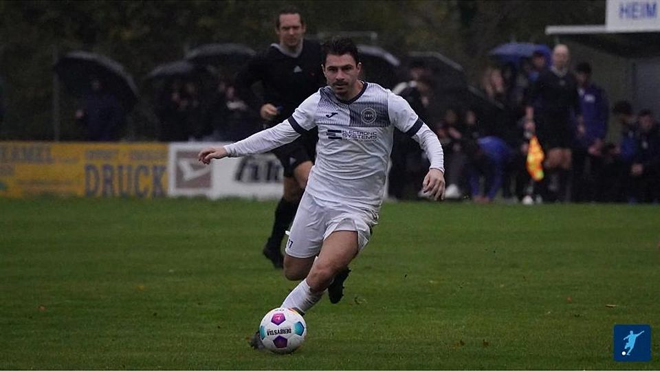 Weiter den Anschluss auf die Tabellenspitze verloren haben Giuseppe Burgio, der zum zwischenzeitlichen 1:2 traf, und die Gruppenliga-Fußballer des SV Hummetroth. Archivfoto: Dirk Affeldt/FuPa