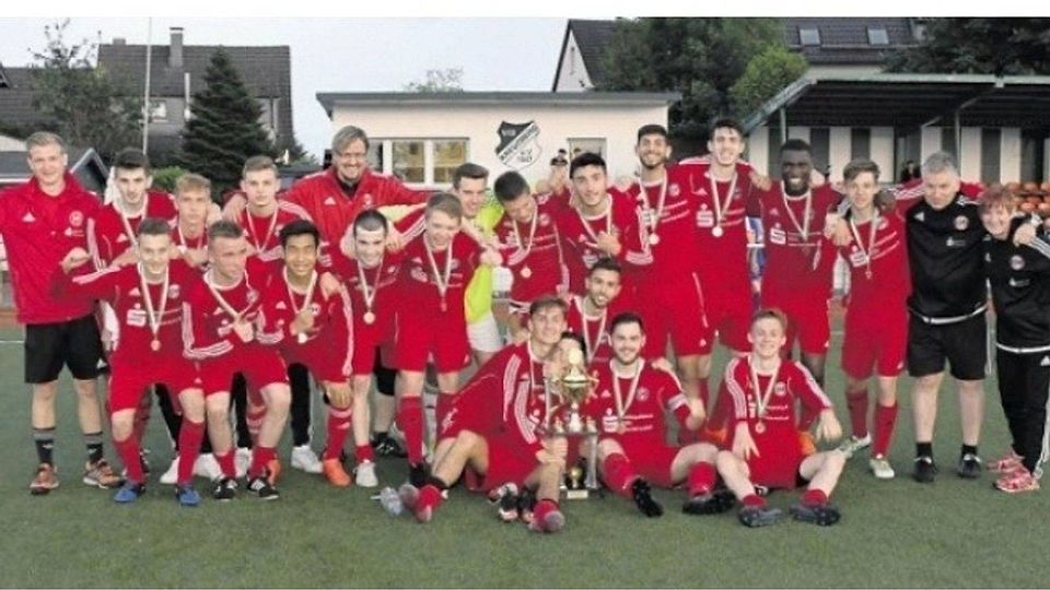 Die U19 des SV Bergisch Gladbach 09 feierte mit einem Kantersieg den Erfolg im Pokal.