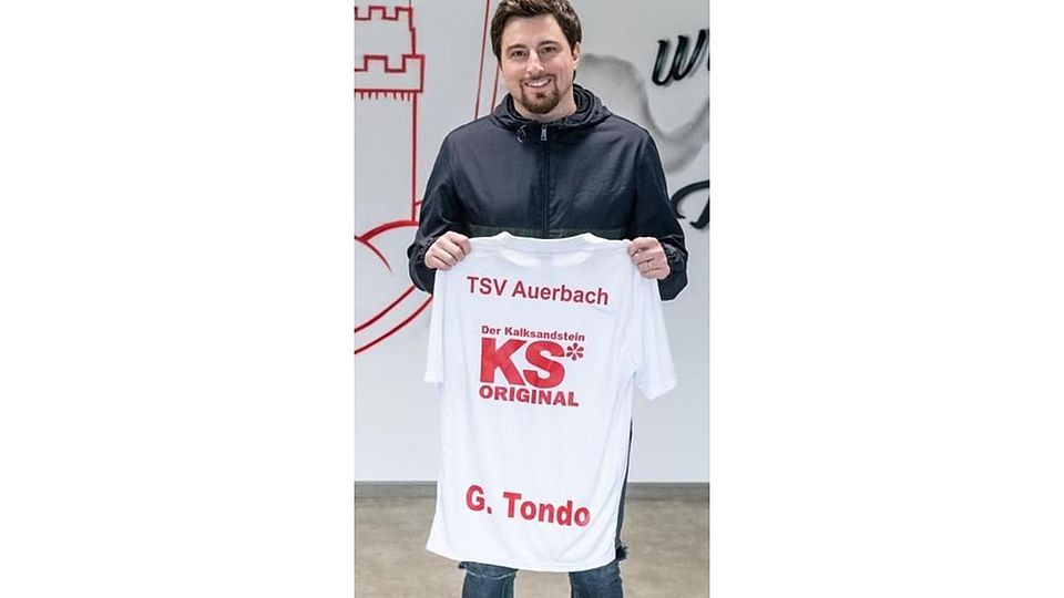 Trainer Giuliano Tondo will mit der TSV Auerbach in der erweiterten Kreisoberliga-Spitzengruppe mitmischen.	Archivfoto: Sascha Lotz