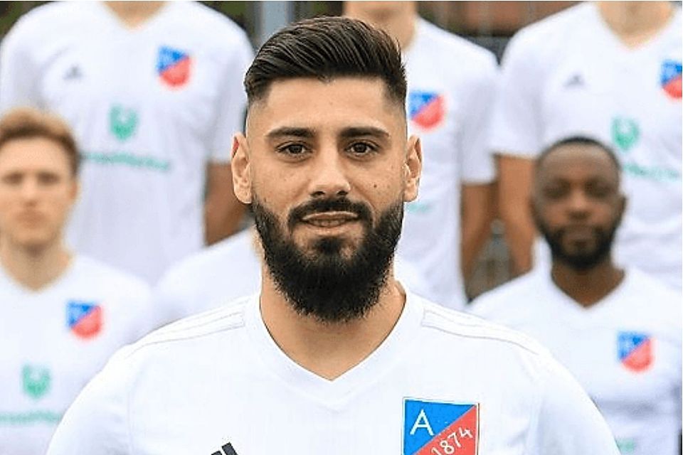 Traf viermal: Mihai-Vladut Bitez.