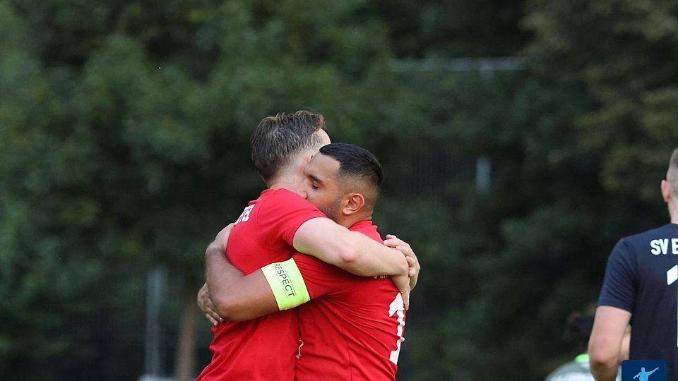 Pure Erleichterung beim FCO. Im neunten Anlauf fährt der Verbandsligist die ersten drei Punkte ein.