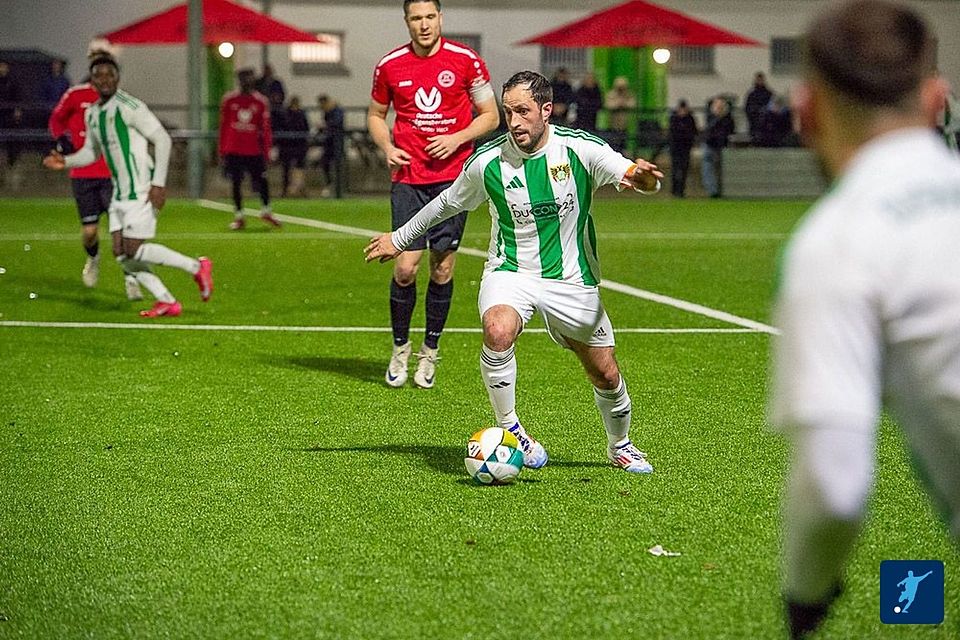 Der Duisburger FV 08 festigt seine Tabellenführung.