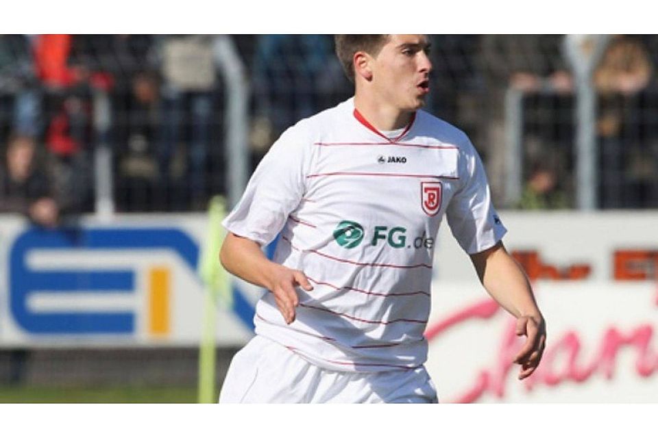Das erste Tor für Regensburg schoss Jim-Patrick Müller. Foto: getty F: dpa