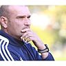 Nachdenklich: Trainer Rene Deffke steckt mit dem BV Bad Lippspringe weiter tief im Landesliga-Tabellenkeller.