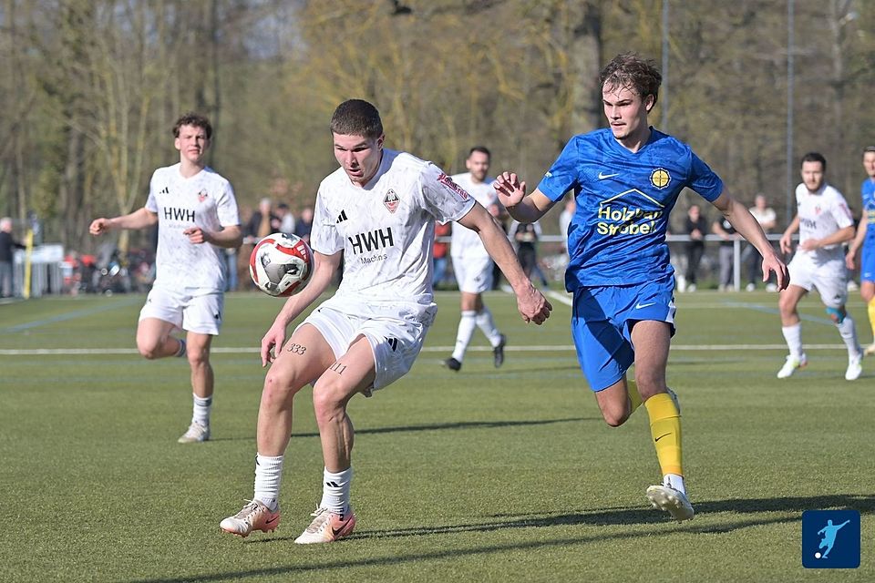 Dejan Tomic (am Ball) und die Eppinger Offensive ist gefordert.