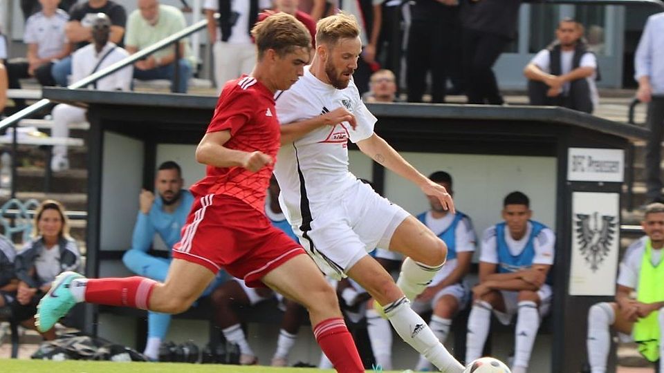 Fabio Engelhardt (re) für Preussen in Aktion