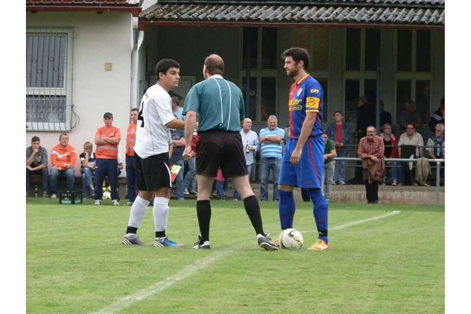 <b>F: Hofacker</b> <b>F: Hofacker</b>