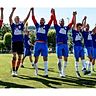 Ekstase beim VfB: Die Waldshuter kicken nächste Runde wieder in der Bezirksliga. | Foto: Gerd Gründl
