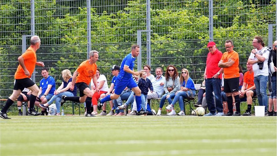 Zum 125-jährigen Jubiläum des Gesamtvereins TSV Hambach gab es 2024 ein Legendenspiel gegen eine Heppenheimer Stadtauswahl. Zum hundertjährigen Bestehen der Fußballabteilung planen die Hambacher Fußballspiele (Samstag ab 10 Uhr Spielfest der Jugend, 16 Uhr AH; Sonntag ab 13 Uhr erste und zweite Mannschaft gegen Kirschhausen und Affolterbach).