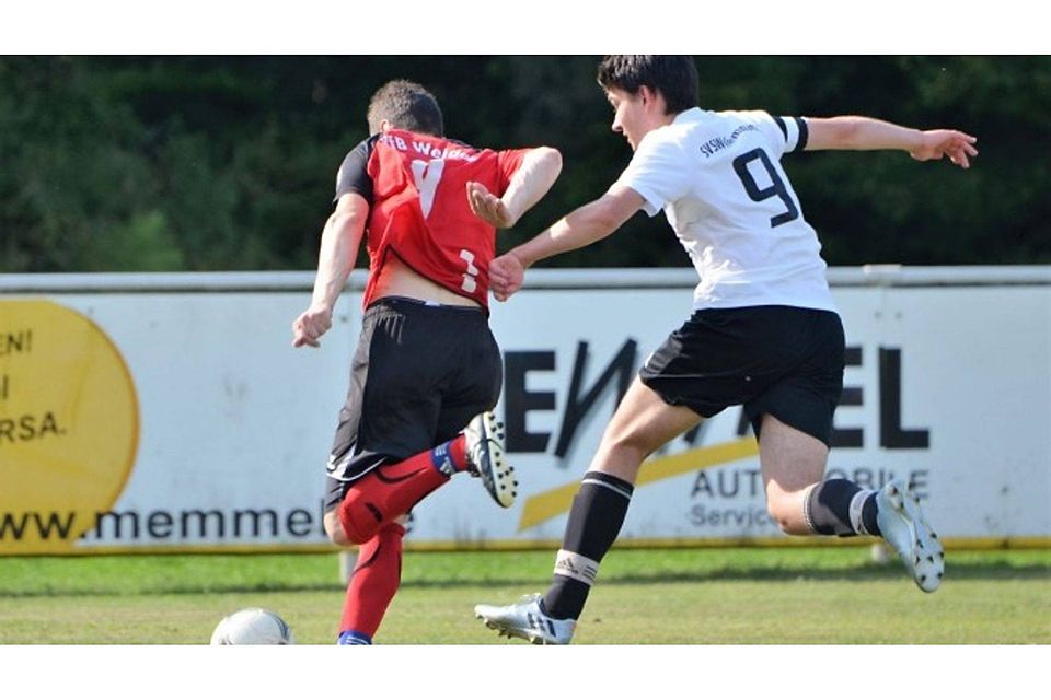 Der SVSW Kemnath II konnte sich mit einem 6:0 gegen den VfB Weiden durchsetzen. Andreas Klama war der "Held des Tages" mit insgesamt 5 Toren. F: Nachtigall