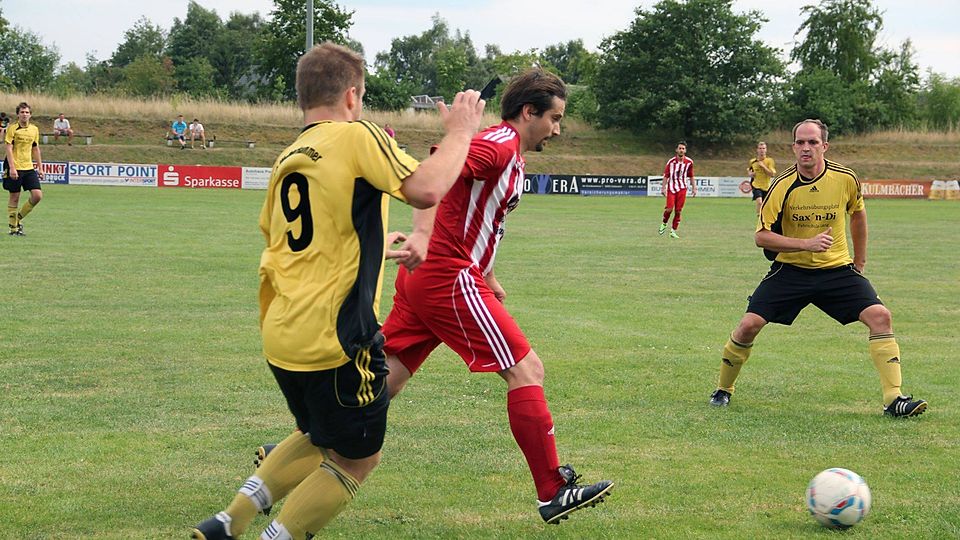 Die TSG Weiherhammer konnte im Nachbarsderby gegen die Gäste vom FC Weiden-Ost nicht mithalten. FC Weiden-Ost schlug den Gastgeber mit 5:0. F: Miriam Schraml