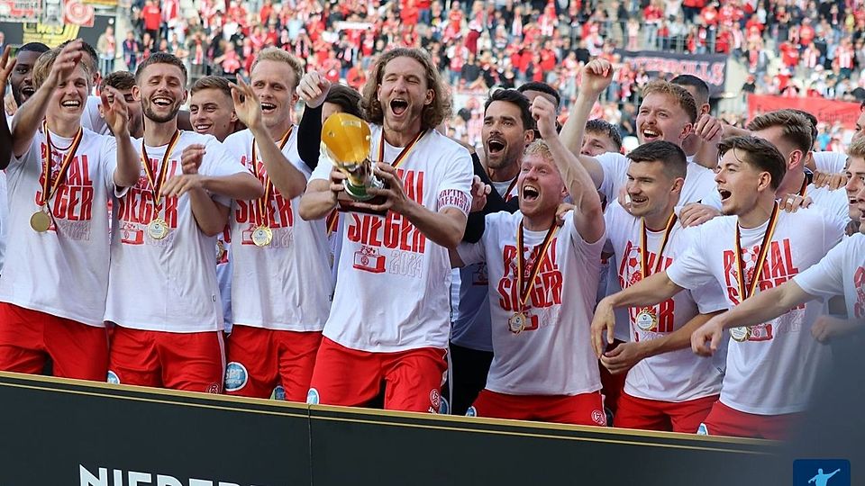 2024 hat Rot-Weiss Essen zum elften Mal den Niederrheinpokal gewonnen. 