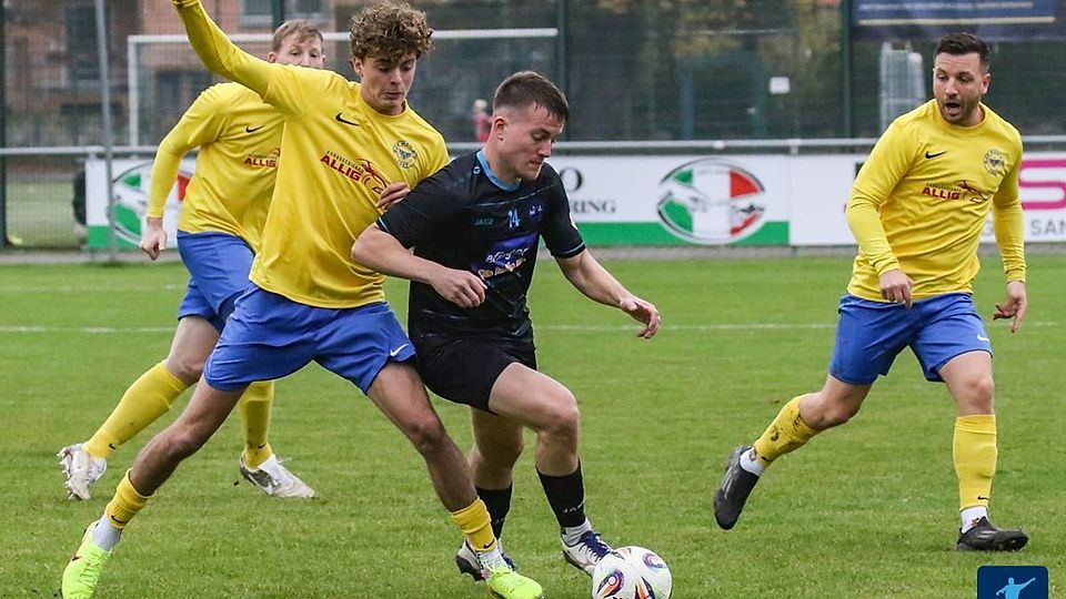 Ein torreiches Duell erlebten die Zuschauer auf der Anlage des ASV Rimpar - mit besserem Ausgang für die DJK Hain (in gelb).