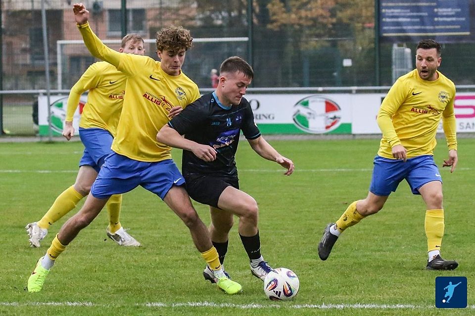 Ein torreiches Duell erlebten die Zuschauer auf der Anlage des ASV Rimpar - mit besserem Ausgang für die DJK Hain (in gelb).