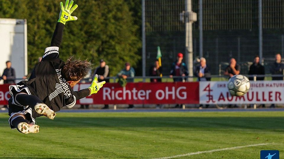 Der TSV Burgebrach und Keeper Lucas Rebhan haben am Sonntag das dritte Spiel in Serie verloren. (Archivbild)