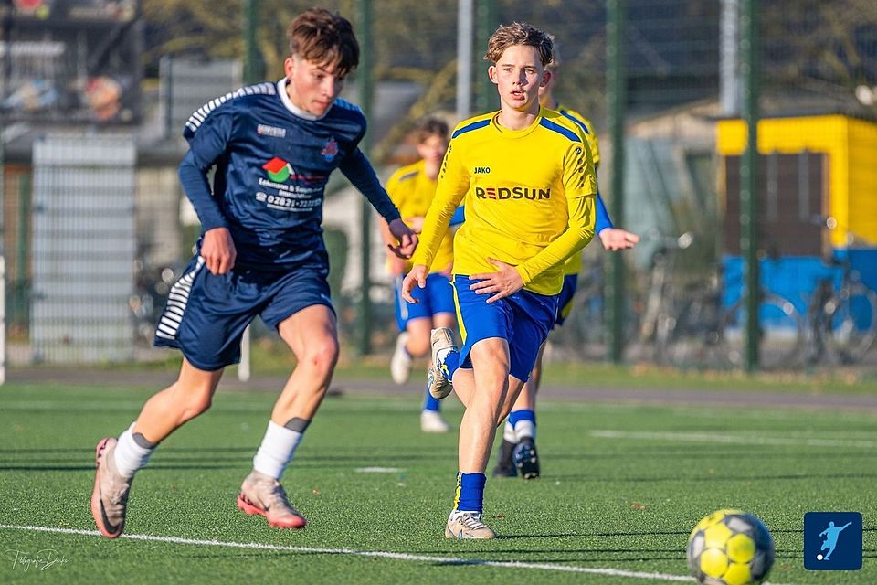Fußball-Nachwuchs spielt sich in Torrausch Fußball-Nachwuchs spielt sich in Torrausch