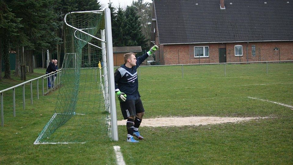Torsten Pape war der Mann des Spiels. In der Nachspielzeit hielt er einen Strafstoß.