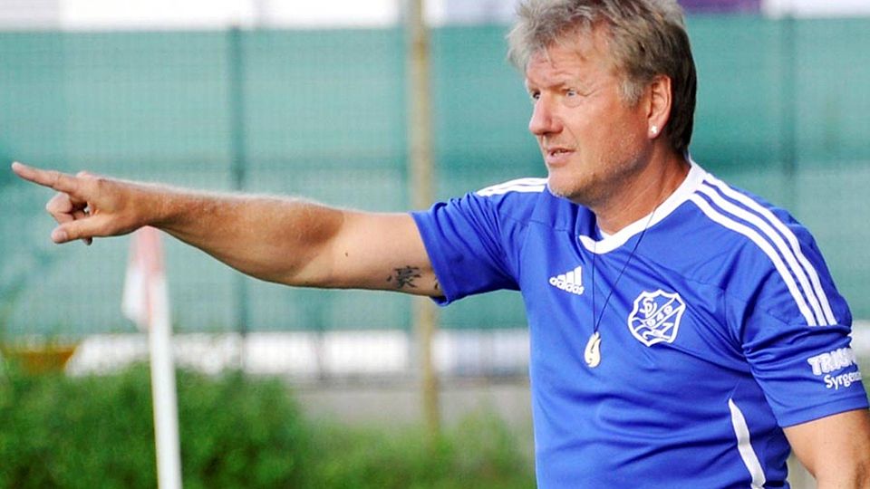 Udo Nestmann gibt beim SV Ziertheim nicht mehr die Richtung vor. Der Trainer ist zurückgetreten.   F.: Karl Aumiller