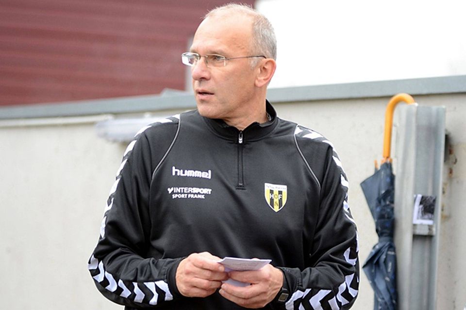 Norbert Schlegel übernimmt ab sofort das sportliche Kommando beim FC Eintracht Bamberg und stellt sich auf eine äußerst schwierige Mission ein. F.:Leifer