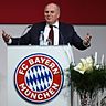 Uli Hoeneß soll den FC Bayern weiter führen - fordert eine Petition im Internet. AFP / CHRISTOF STACHE