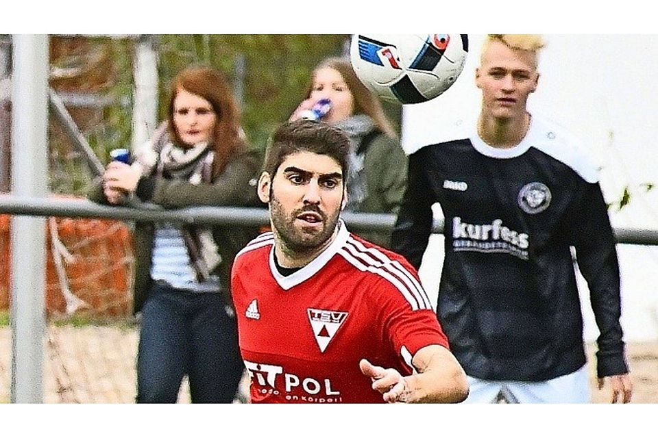 Routinier Sandro Villani wird den Weilimdorfern im Spiel gegen Heiningen aus privaten Gründen fehlen.  Foto: Günter Bergmann