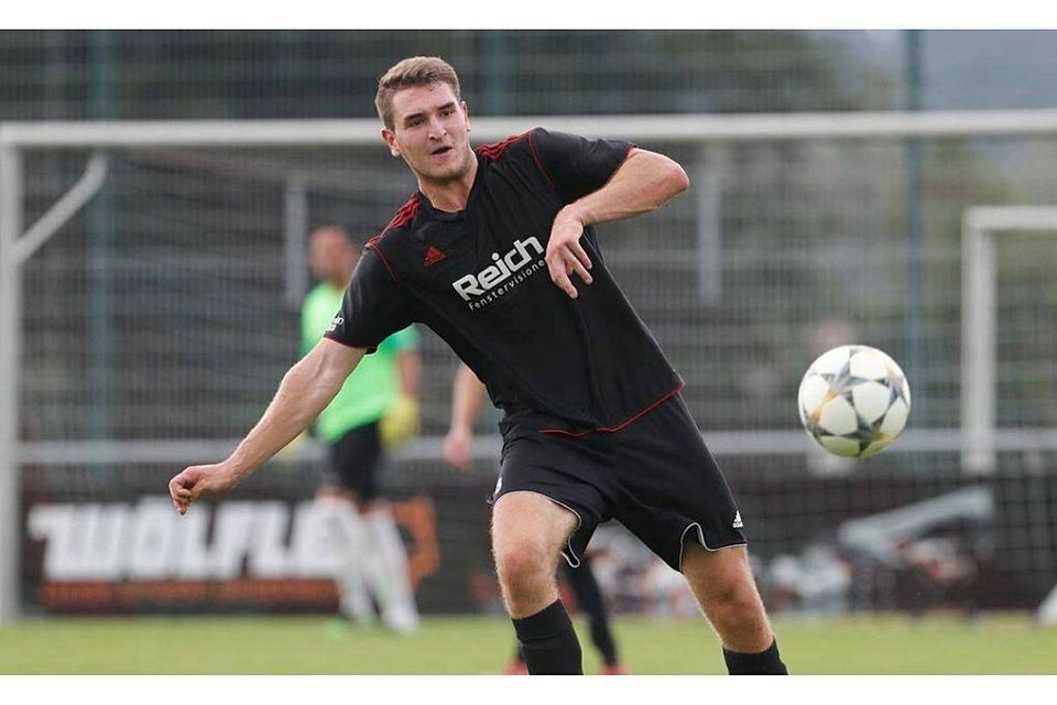 13 Vereine trauen dem TSV Ummendorf (hier Timo Winter) den Meistertitel zu. (Foto: Volker Strohmaier)