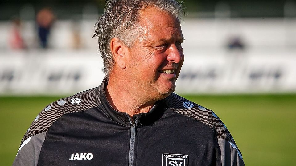 Trainer Günter Brandl ist mit dem SV Wenzenbach im Pokal-Viertelfinale klarer Favorit.