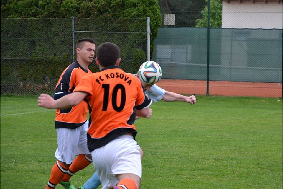 F: Giesecke Der FC Kosova bleibt an der Spitze