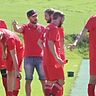 Anweisungen an sein Team gibt Trainer Fabian Lindauer hier bei einer Trinkpause.