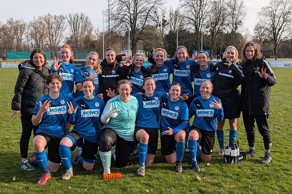 Glückliche MTV Mädels nach dem Sieg gegen Otterfing