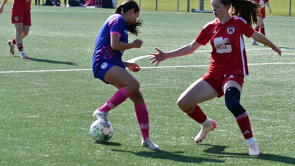 Kaum zu halten waren die blau gekleideten Mainzerinnen in Bitburg.