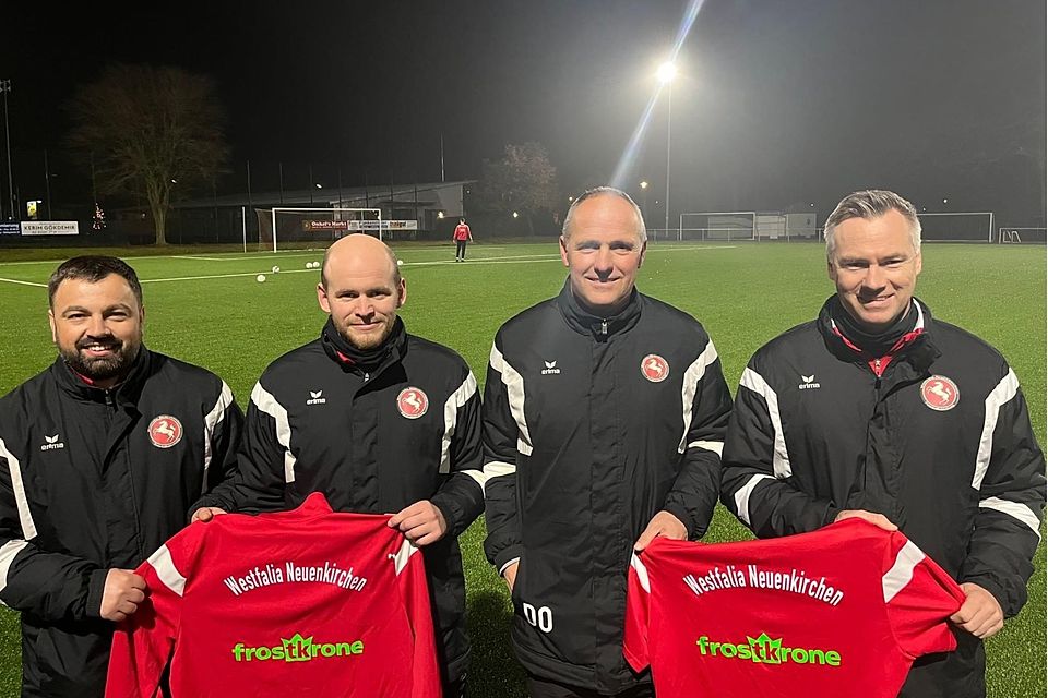 Das Trainerteam bleibt dem A-Ligisten erhalten: (v.l.n.r.) Betreuer Hasredtin Gudaqi, Co-Trainer Daniel Stoltz, Coach Detlev Ottemeier und Torwarttrainer Daniel Böse.