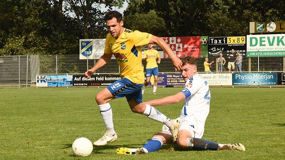 Mirko Boland hier gegen Felix Knuth (Rotenhof) liefert konstant Top-Leistungen ab.