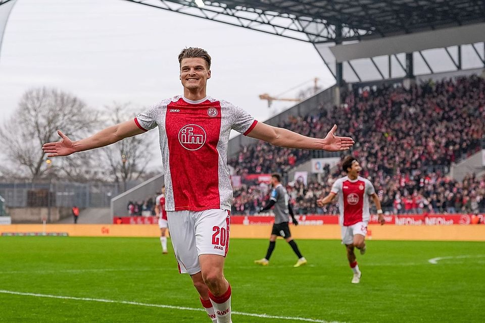 Marek Janssen jubelt dreifach