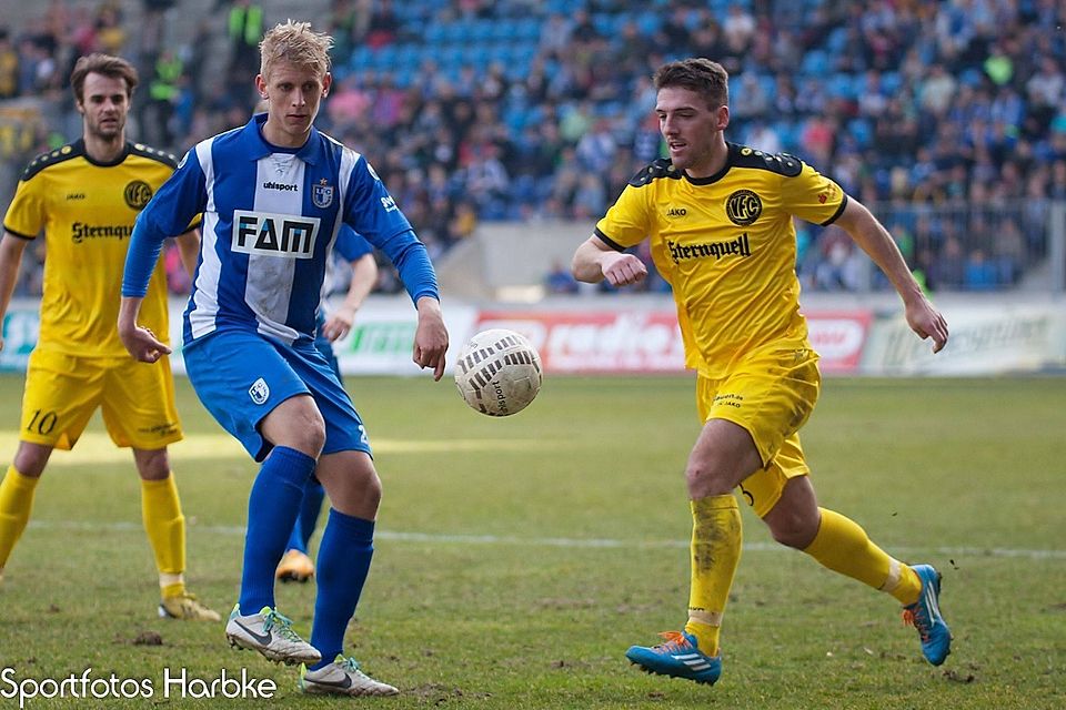 Torge Bremer (in blau-weiß) verstärkt ab sofort Germania Halberstadt    F: Harbke