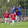 Ligaprimus SV 08 Auerbach (in Blau) spielt bislang eine bärenstarke Saison und führt verdientermaßen das Kreisligaklassement an.