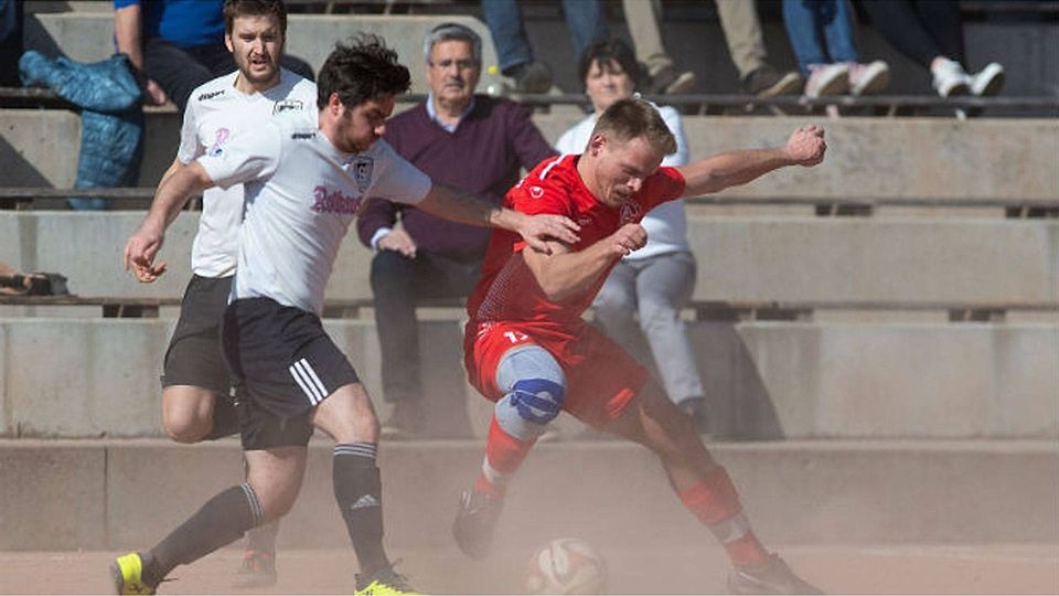 Dicke Luft auf dem Hartplatz des SV Grafenhausen im Spiel gegen Löffingen II. | Foto: Wolfgang Scheu