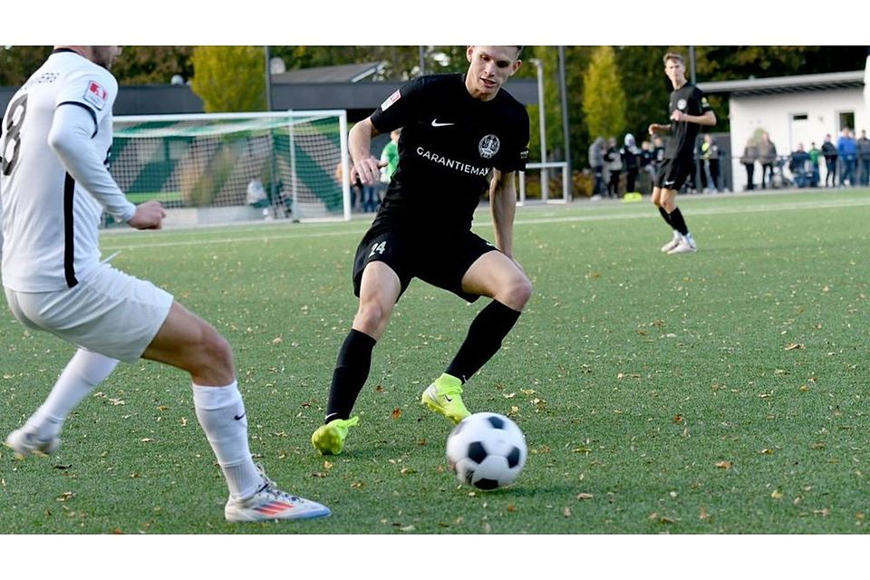Ohne neun Stammspieler ist der TuS Lohe gegen den spielerisch starken TuS Dornberg überfordert.