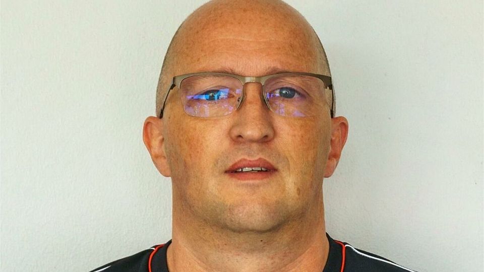 Dirk Tegethoff, der Trainer des Tabellenführers FC Wallbach