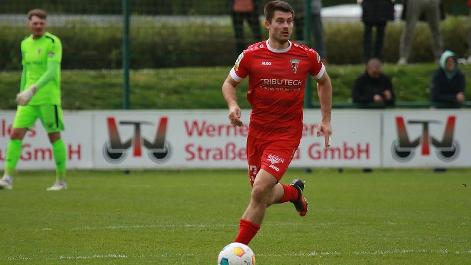 Justin Hoffmanns greift wieder beim FC Wegberg-Beeck an.