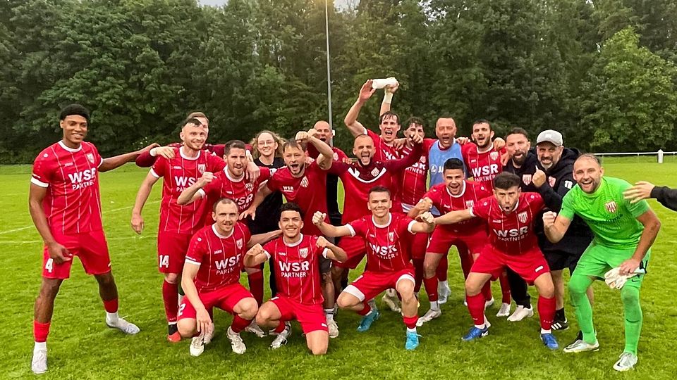 Lachen/Altendorf gewinnt gegen Emmenbrücke nach einer spannenden Partie mit 4:3.