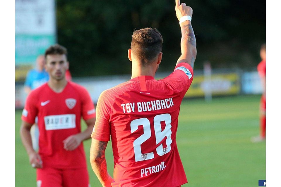 Aleks Petrovic mit seinem zweiten Treffer in dieser Saison  foto: Michael Buchholz