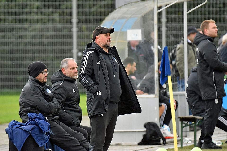 Der Ismaninger Trainer Jacky Muriqi ist totz der Niederlage nicht komplett unzufrieden. Die Mannschaft kann auf die Leistung aufbauen.