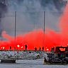 Ultras eines marokkanisches Fußballvereins zündeten auf dem Sportplatz des FC Bernau Bengalos.