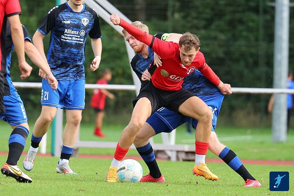 Schwer vom Ball zu trennen: Luis Cortijo Lange vom TV Idstein führt derzeit die KOL-Torjägerliste an.